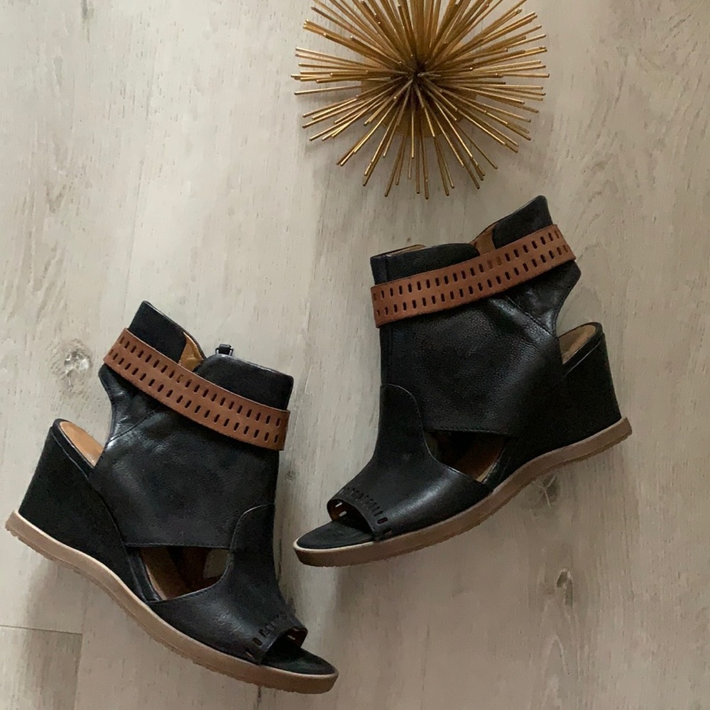 Miz Mooz Black Brown Brianne Wedge Sandal Size 38 wedges sandals two tones